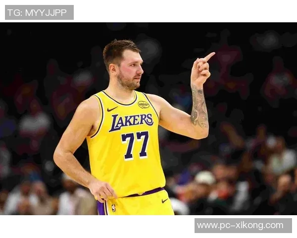 东契奇称詹姆斯虽缺席训练但分享经验对球队帮助巨大