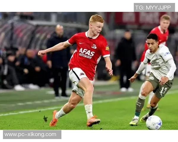 19岁荷兰中场斯米特要价6000万欧吸引皇马巴萨拜仁等豪门关注