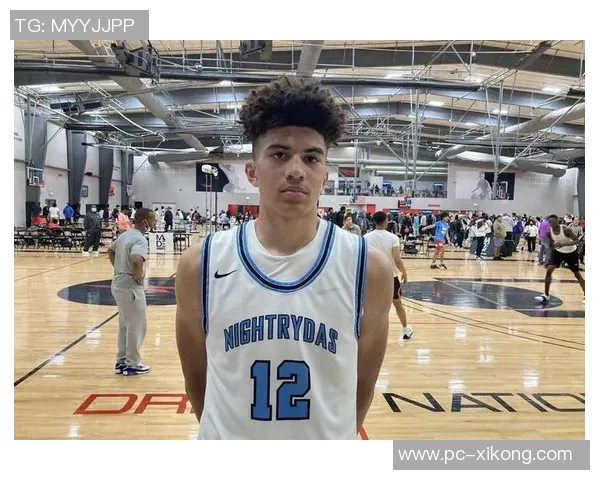 布泽尔儿子表现出色杜克大学开季战绩喜人继续冲击状元之路 布泽尔儿子表现出色杜克大学开季战绩喜人继续冲击状元之路